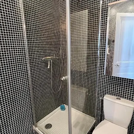 Charmant Appartement Entre Montmartre Et Canal Saint Martin-Gare Du Nord Parijs Buitenkant foto