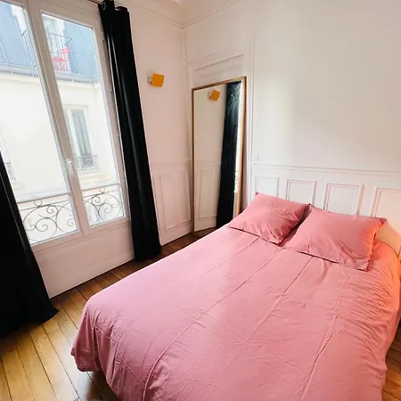 Charmant Appartement Entre Montmartre Et Canal Saint Martin-Gare Du Nord Parijs Buitenkant foto