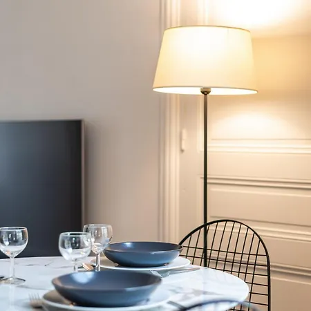 Charmant Appartement Entre Montmartre Et Canal Saint Martin-Gare Du Nord Parijs Buitenkant foto